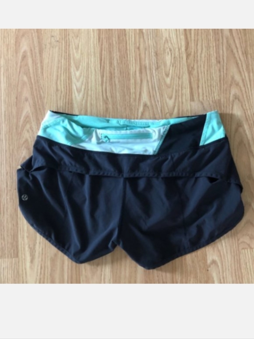 Lululemon Speed 4 Way Stretch Athletic Shorts Sz 6